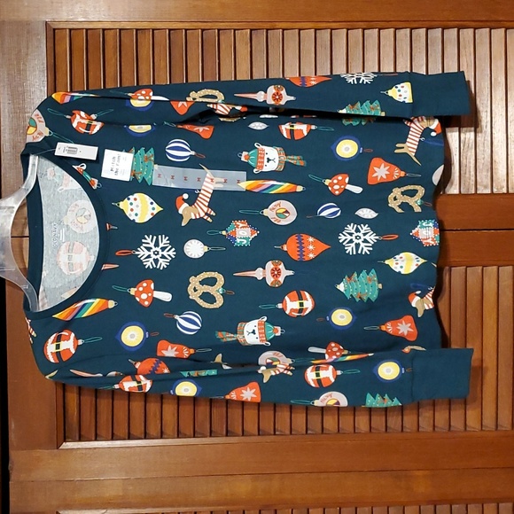 NWT  Old Navy Holiday shirt - Picture 1 of 7